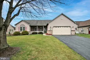 5 Primrose Xing, Myerstown, PA 17067 - Photo 1