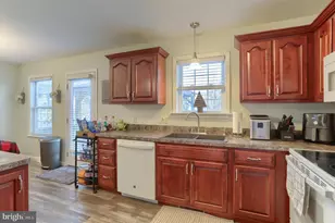 24 Grasshopper Ct, Myerstown, PA 17067 - Photo 12