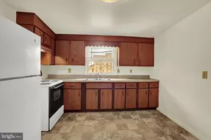 105B W Main St, Palmyra, PA 17078 - Photo 14