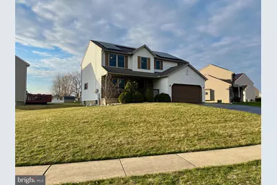 134 Twin Creeks Drive, Jonestown, PA 17038 - Photo 2