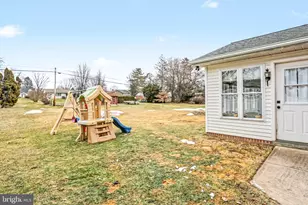 930 S Green St, Palmyra, PA 17078 - Photo 26