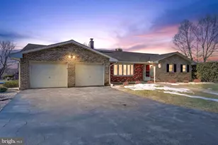 111 Park St, Lebanon, PA 17042 - Photo 1