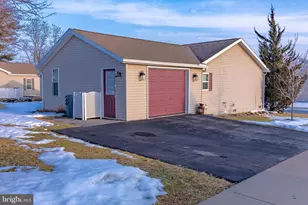 28 Quartz Ln, Annville, PA 17003 - Photo 6