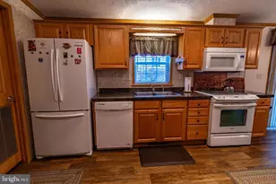 28 Quartz Ln, Annville, PA 17003 - Photo 16