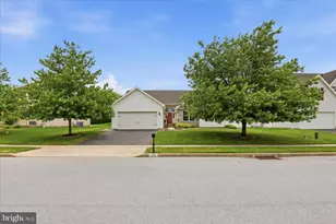 336 Fencepost Ln, Palmyra, PA 17078 - Photo 1