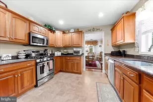 1011 Percy Ln, Lebanon, PA 17042 - Photo 12