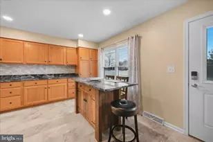 150 Sweetwater Ln, Newmanstown, PA 17073 - Photo 6