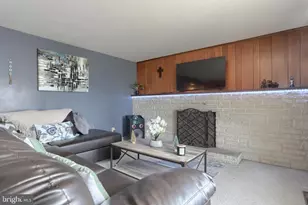 905 Skyline Dr, Lebanon, PA 17046 - Photo 6