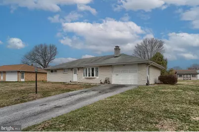 905 Skyline Drive, Lebanon, PA 17046 - Photo 4