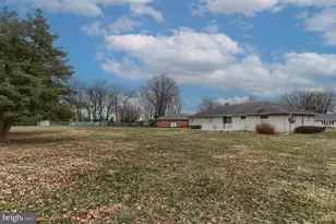 905 Skyline Dr, Lebanon, PA 17046 - Photo 30