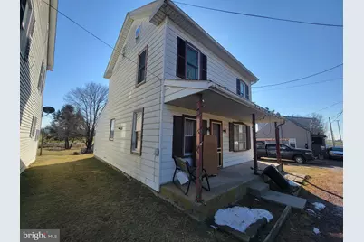 250 Village Drive, Lebanon, PA 17042 - Photo 2