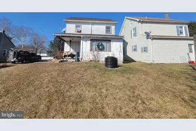 250 Village Drive, Lebanon, PA 17042 - Photo 6