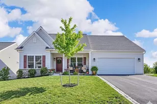 606 Lilliana Dr, Lebanon, PA 17046 - Photo 2