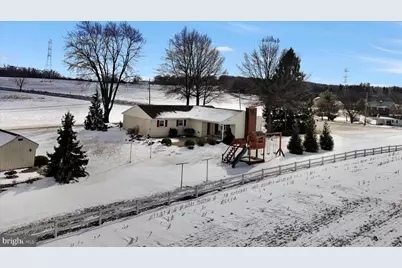 61 W Rosebud Road, Myerstown, PA 17067 - Photo 4