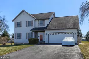 60 Norfolk Ln, Lebanon, PA 17042 - Photo 4