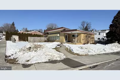 209 Pershing Avenue, Lebanon, PA 17042 - Photo 1