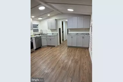 305 Palm City Park, Annville, PA 17003 - Photo 4
