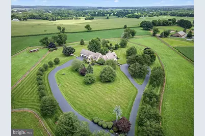 844 S Spruce Street, Annville, PA 17003 - Photo 2