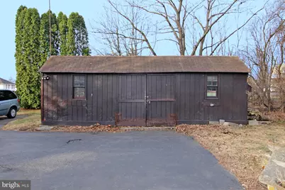 2015 E Pennsylvania Avenue, Lebanon, PA 17042 - Photo 10