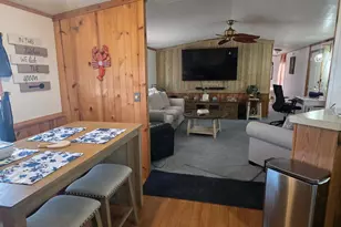 4 Pine St, Fredericksburg, PA 17026 - Photo 4