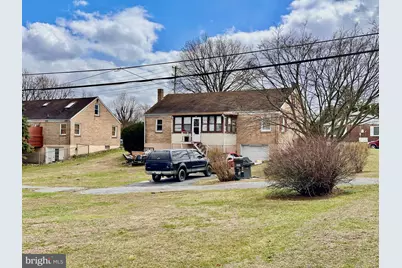 301 E Poplar Street, Lebanon, PA 17042 - Photo 2