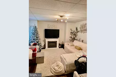 329 E Scull Street, Lebanon, PA 17046 - Photo 2