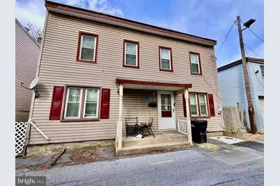 329 E Scull Street, Lebanon, PA 17046 - Photo 1