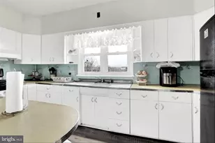 410 Maple St, Lebanon, PA 17046 - Photo 10