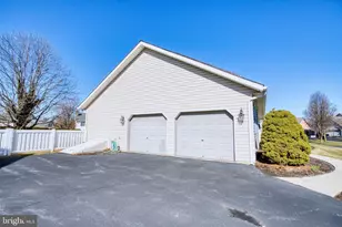 28 Norfolk Ln, Lebanon, PA 17042 - Photo 76