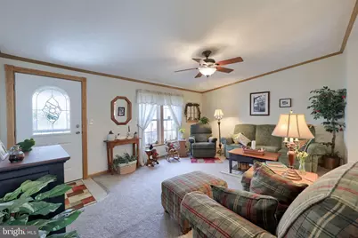 1048 Hemlock Cir, Manheim, PA 17545 - Photo 10