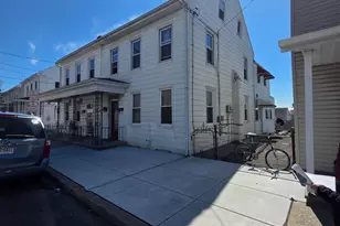 528 Maple St, Lebanon, PA 17046 - Photo 1