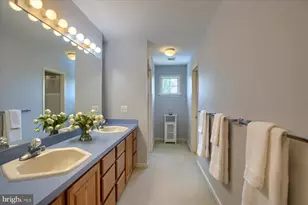 324 W Orchard Dr, Palmyra, PA 17078 - Photo 42