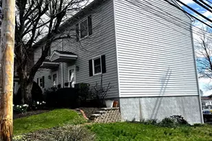 12 E Poplar St, Palmyra, PA 17078 - Photo 2