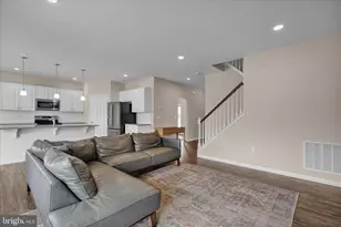 81 Creekside Dr, Lebanon, PA 17042 - Photo 16