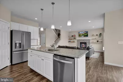 81 Creekside Drive, Lebanon, PA 17042 - Photo 12