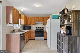 103 Village Ct, Lebanon, PA 17042 - Photo 8