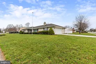 134 Lynnwood Dr, Palmyra, PA 17078 - Photo 4