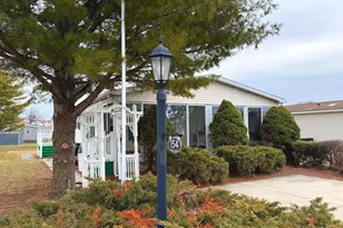 154 W Spruce St, Palmyra, PA 17078 - Photo 1