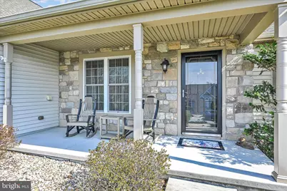 858 Water Edge Ct, Lebanon, PA 17046 - Photo 10