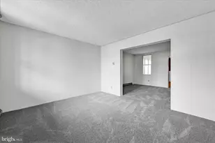 2210 Lehman St, Lebanon, PA 17046 - Photo 10