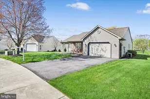 5 Springhouse Dr, Myerstown, PA 17067 - Photo 2