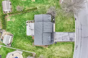 7 N Butterfly Dr, Myerstown, PA 17067 - Photo 10