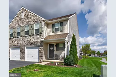 553 Brookwood Dr, Palmyra, PA 17078 - Photo 2