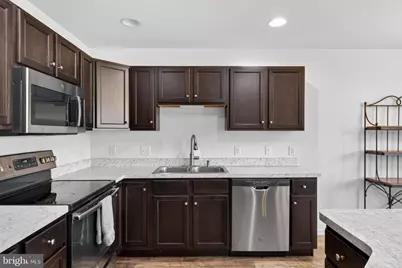 553 Brookwood Dr, Palmyra, PA 17078 - Photo 12