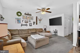 553 Brookwood Dr, Palmyra, PA 17078 - Photo 6