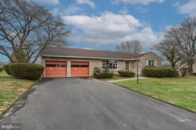 31 Jayanne Drive, Lebanon, PA 17042 - Photo 2