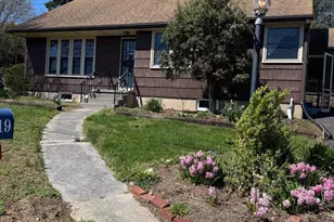 3319 Hillside Dr, Lebanon, PA 17046 - Photo 2