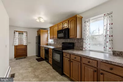 1002 S 1st Avenue, Lebanon, PA 17042 - Photo 6