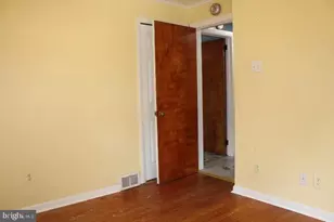 158 N Green St, Palmyra, PA 17078 - Photo 12