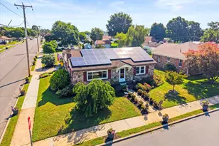 158 N Green St, Palmyra, PA 17078 - Photo 1